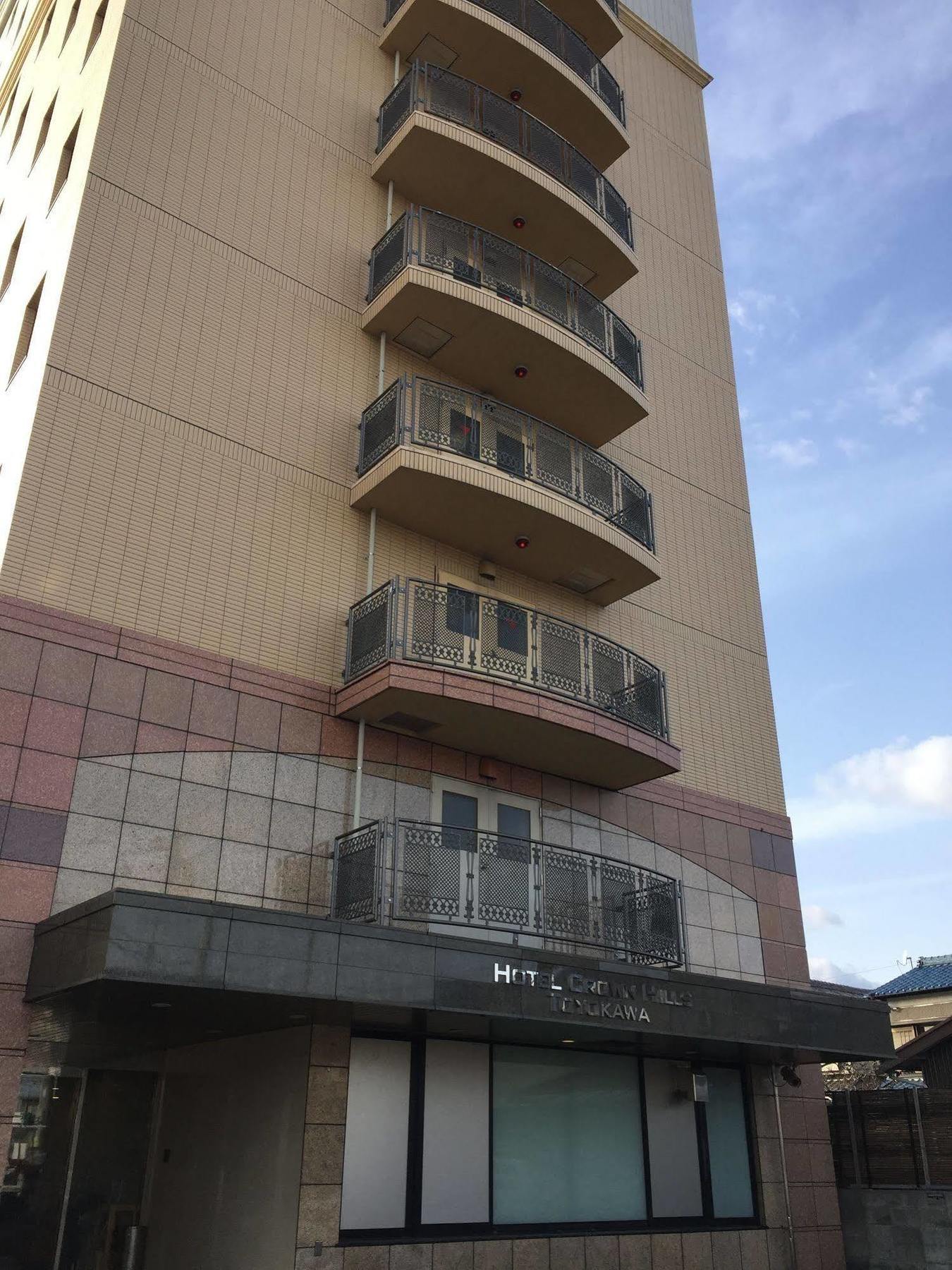 Hotel Crown Hills Toyokawa Dış mekan fotoğraf